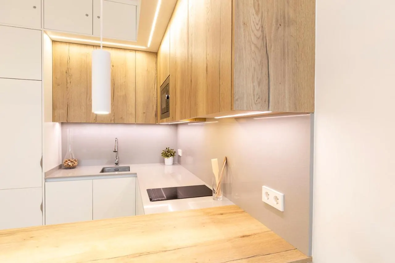Sylvia 1M - Precioso Apartamento En Primera Linea De Mar - Centrico - Playa - Wifi 엠푸리아브라바 0*,  스페인