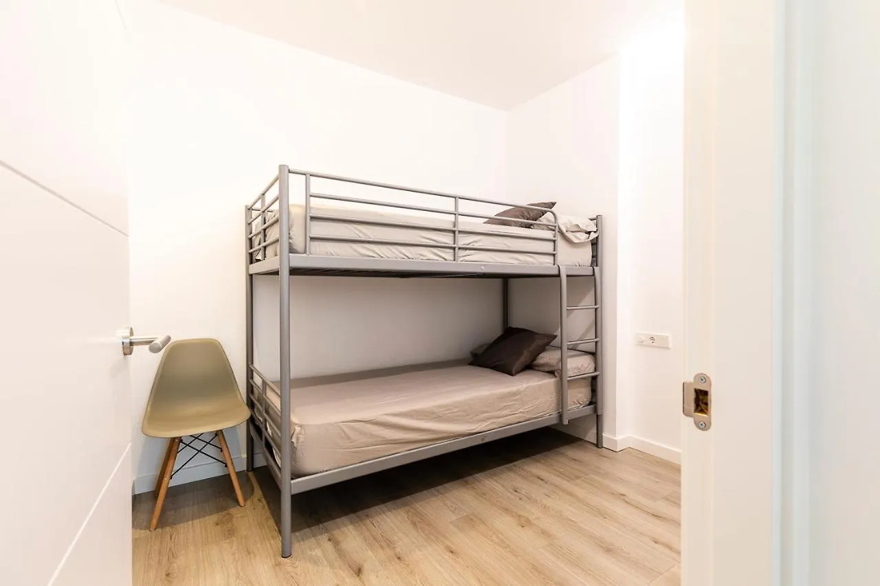 Sylvia 1M - Precioso Apartamento En Primera Linea De Mar - Centrico - Playa - Wifi Empuriabrava Spain