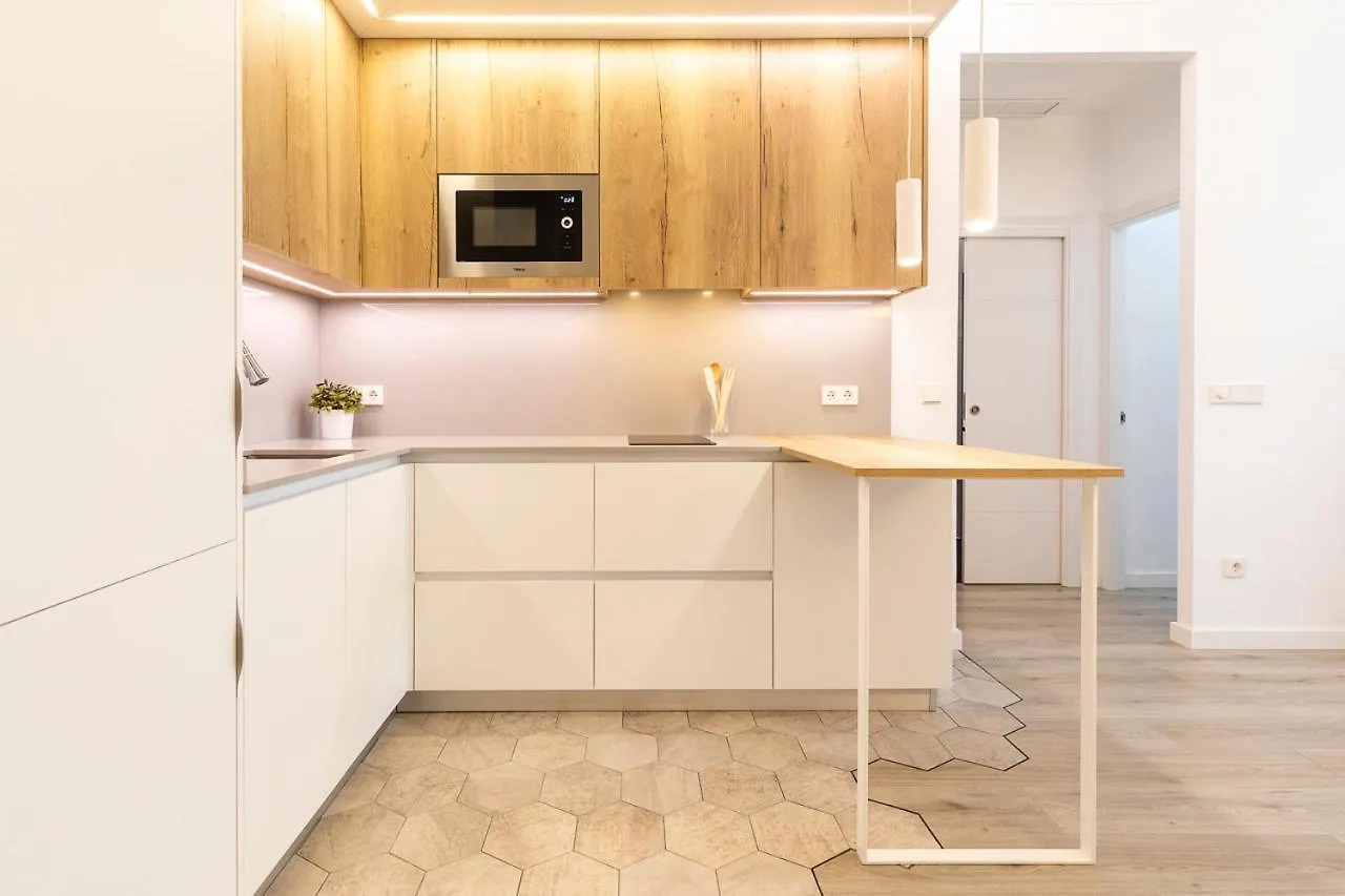 Sylvia 1M - Precioso Apartamento En Primera Linea De Mar - Centrico - Playa - Wifi 엠푸리아브라바