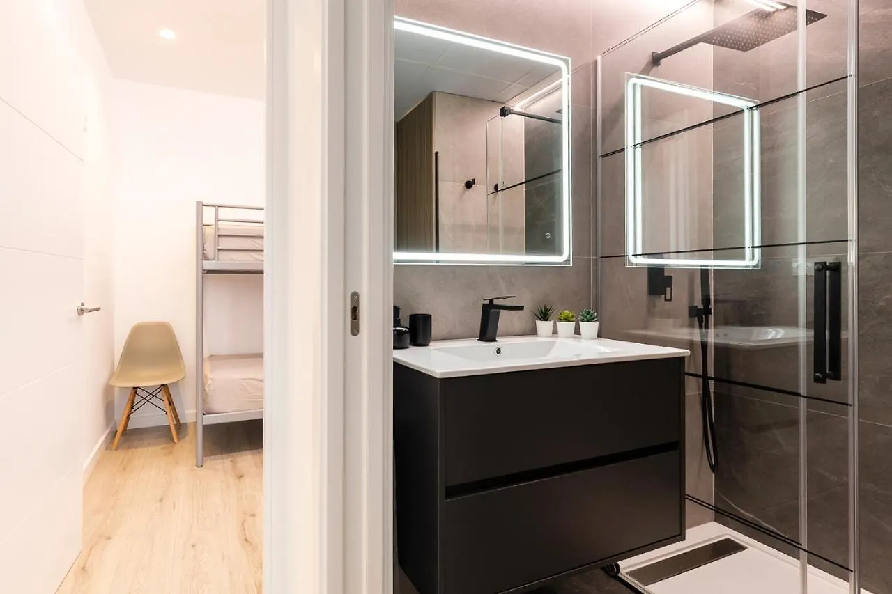 Sylvia 1M - Precioso Apartamento En Primera Linea De Mar - Centrico - Playa - Wifi 엠푸리아브라바